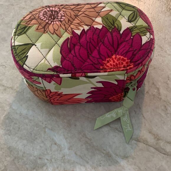 Vera Bradley Jewelry Case - Picture 3 of 4